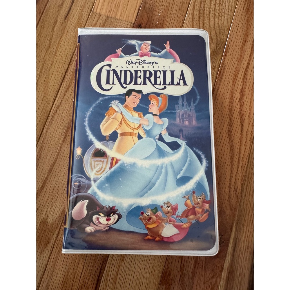 Walt Disney Masterpiece Cinderella VHS Movie White Clamshell 5265A Vintage